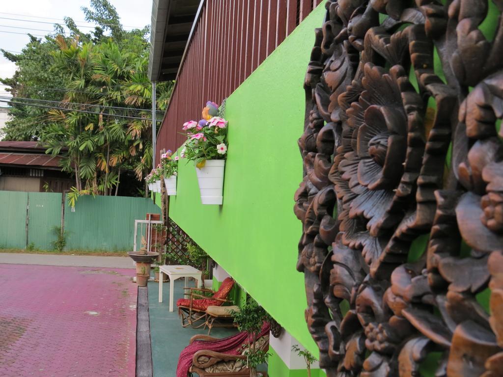 Naruncha Green House Чиангмай Экстерьер фото